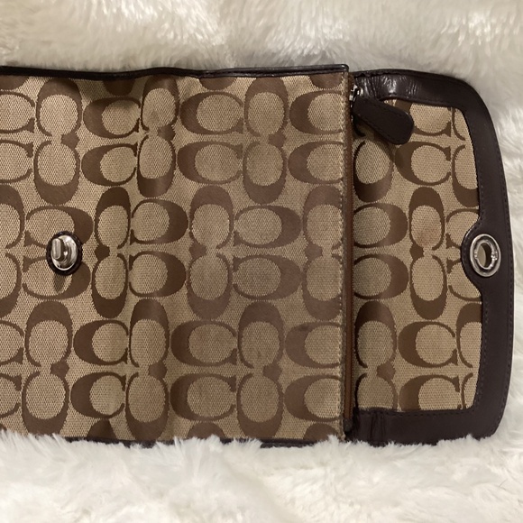 Brown/Beige Authentic Coach Signature Canvas Wallet with Leather Detail - Picture 4 of 4